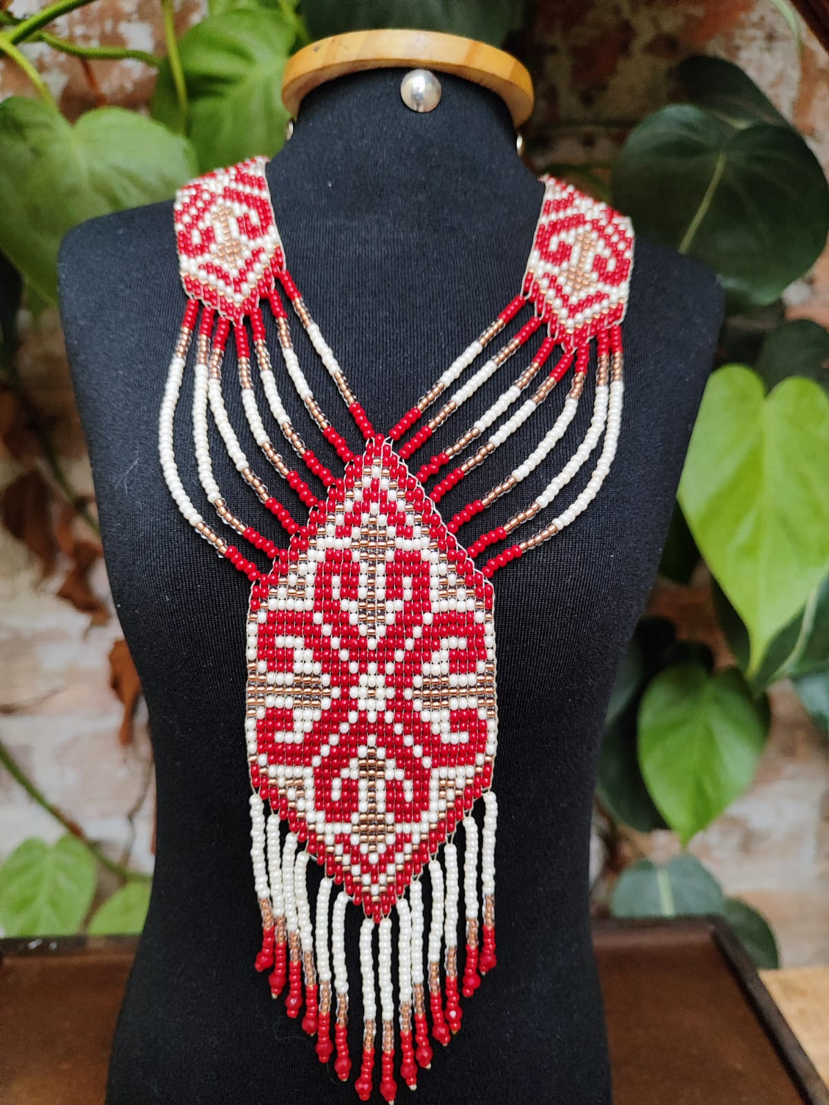 Colar Coração Vermelho e Branco Longo