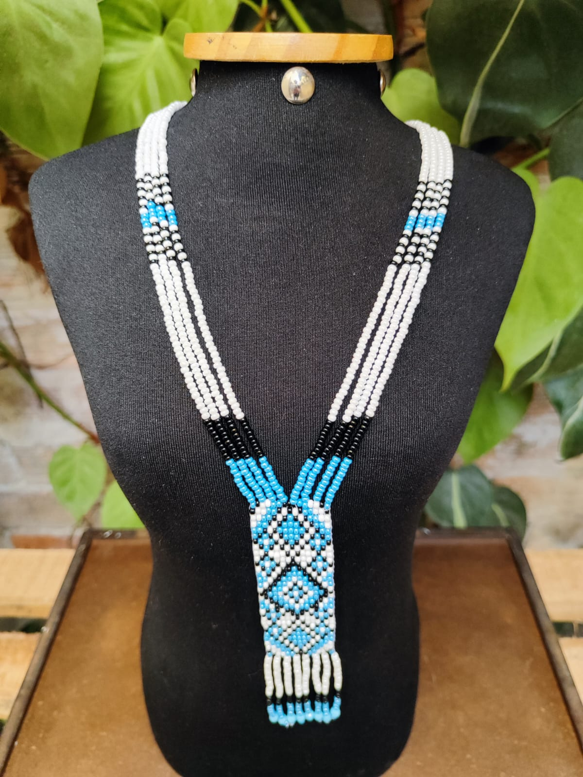 Colar Losango Azul Longo Slim