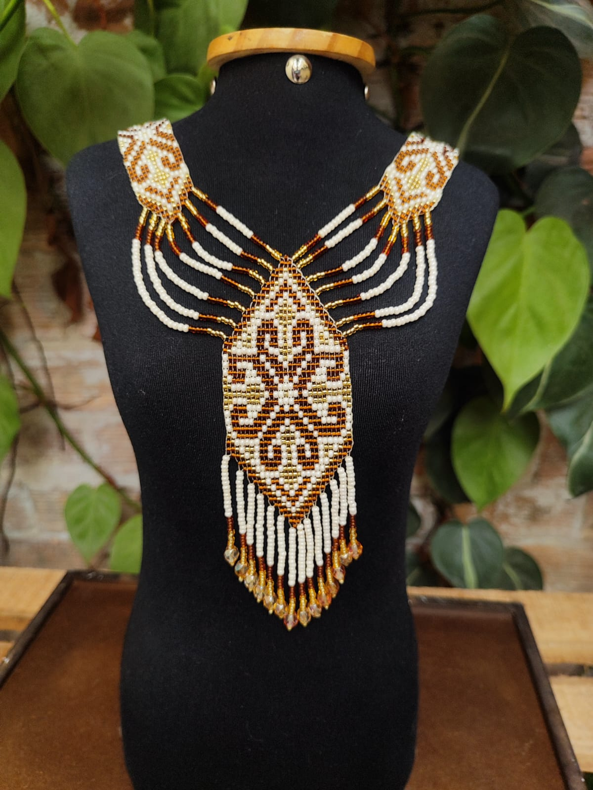 Colar Coração Dourado Longo